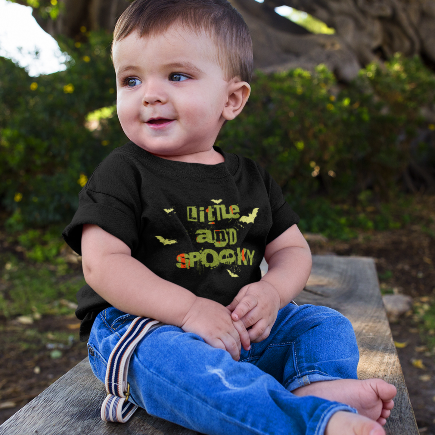 Little and Spooky Bats | Green | Infant's T-Shirt (6-24mths)