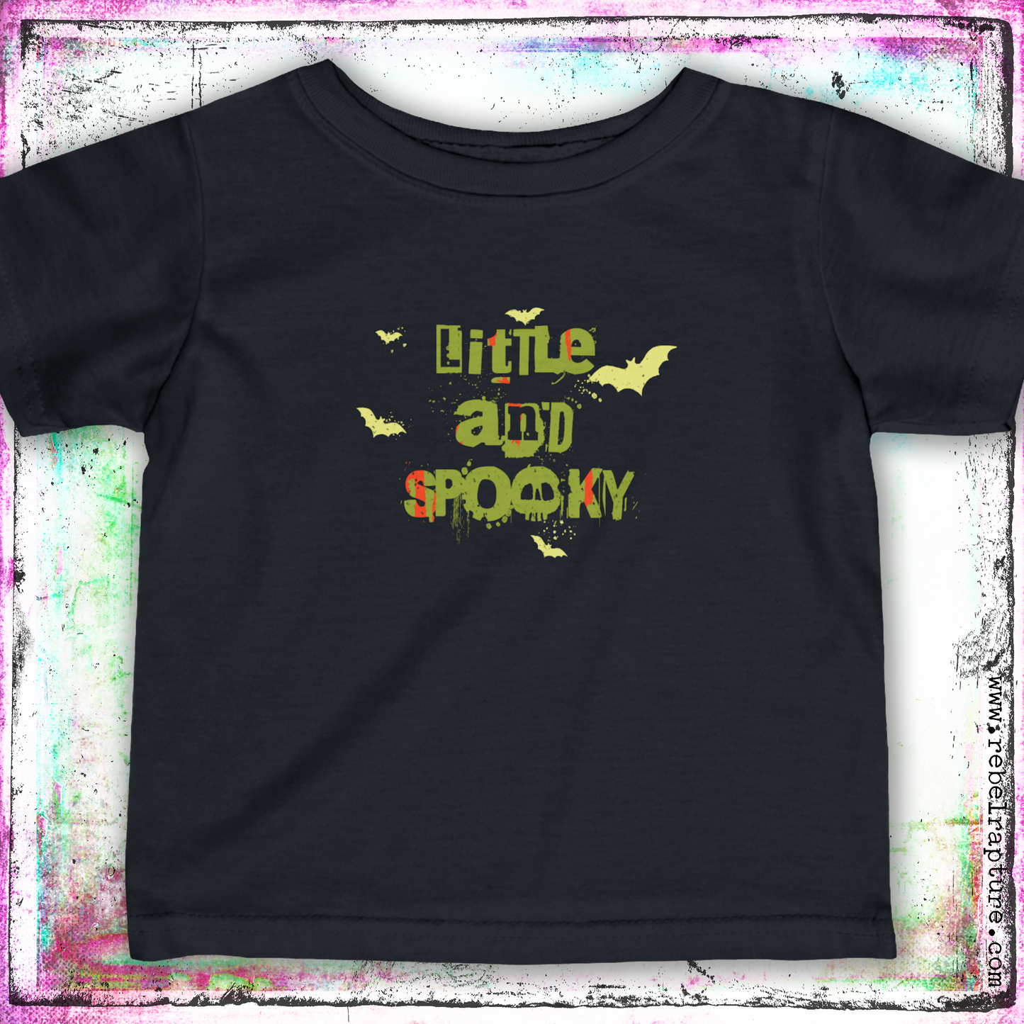 Little and Spooky Bats | Green | Infant's T-Shirt (6-24mths)
