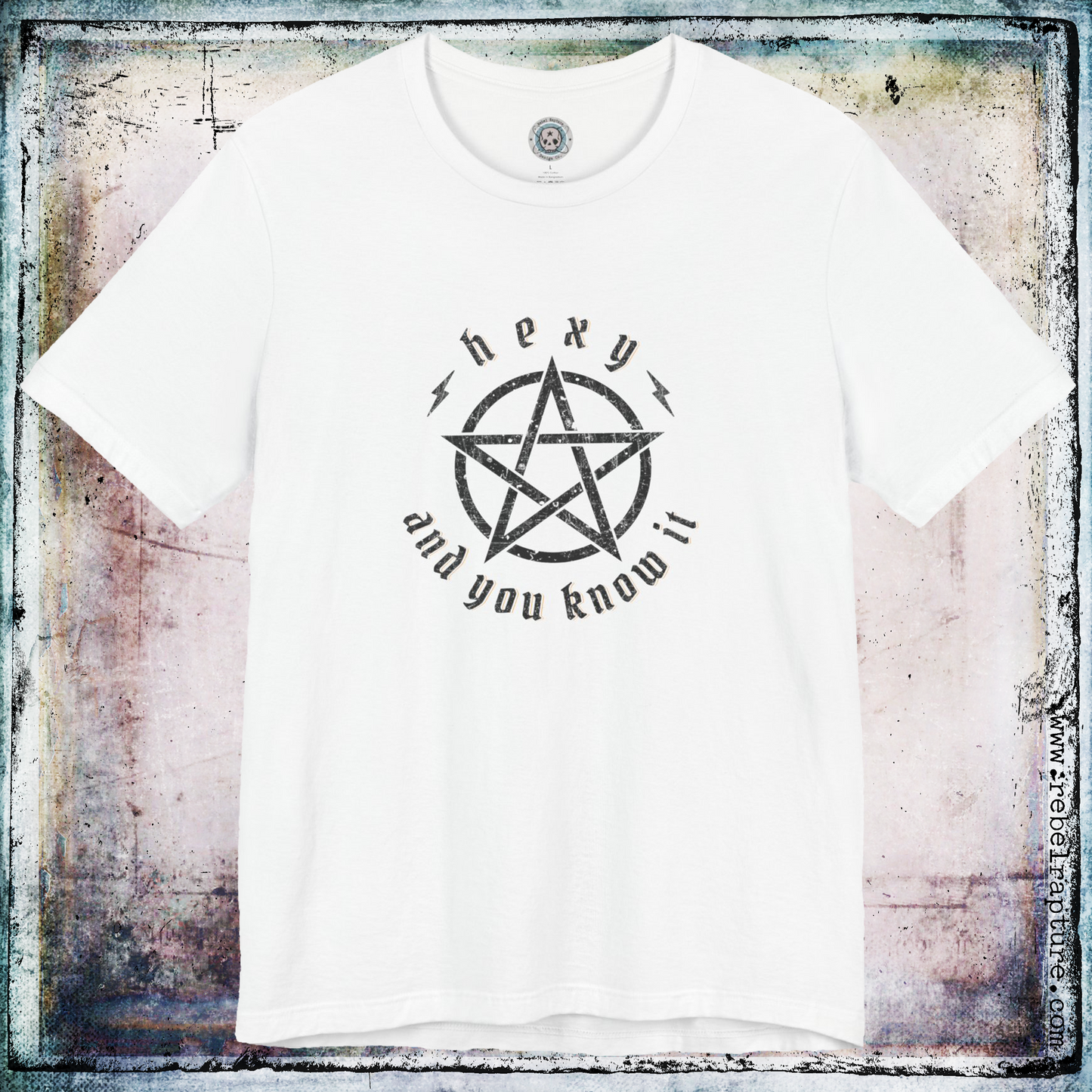 Hexy And You Know It | Witchy Goth Fashion | Unisex T-Shirt