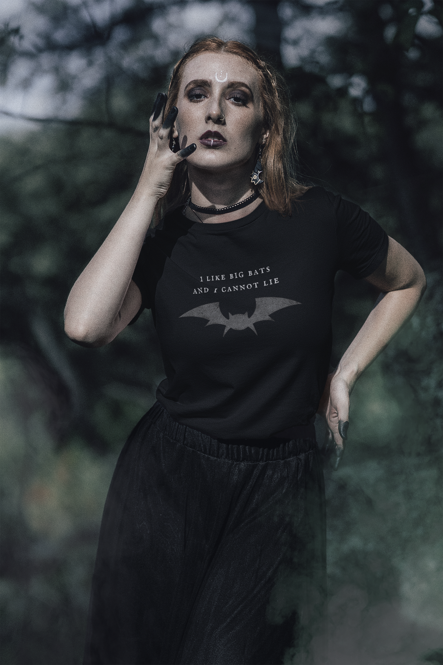 I Like Big Bats. Gothic Unisex T-Shirt